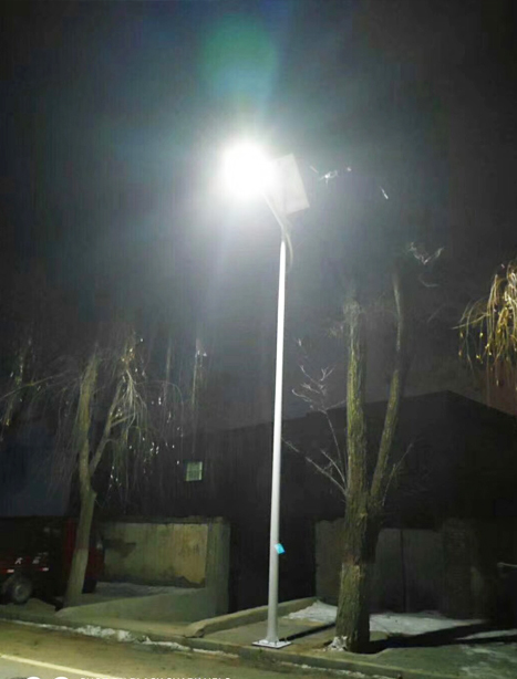 积石山县朗县太阳能路灯项目