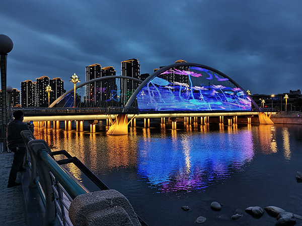 1742970194152440.jpg 朗县河道亮化.jpg